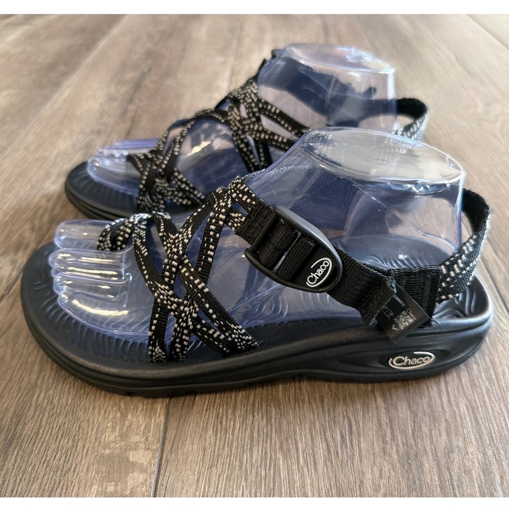 Chaco‎ Z Cloud 2 Sandals Womens 8 Black White Strappy Toe Loop Sport Hiking